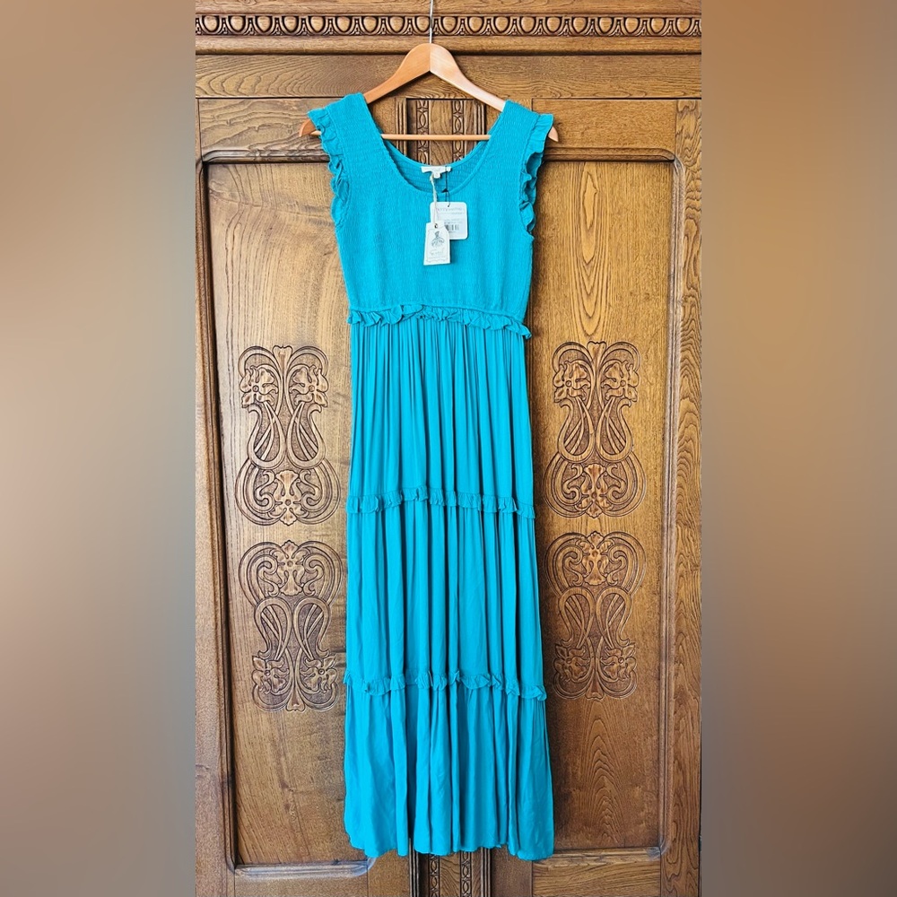 NWT Easel ‘Hazel’ Turquoise Sleeveless Tiered Maxi Dress with Smocking, Ruffles